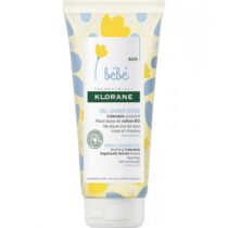 Le Gel Lavant Doux Klorane Bébé 200ml nettoie en douceur le corps et les cheveux de bébé dès la naissance. Enrichi au calendula bio, il apaise et protège la peau sensible.